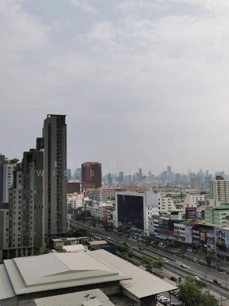 Life Ratchadapisek, Bangkok, 279 Ratchadapisaek Road, Huai Khwang, Bangkok, 1 Bedroom, 31 sqm, Condo For Sale, by Kawinthip Wisesdenchai, 500572233 - DDproperty.com