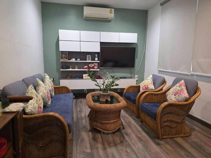 Milton Residence Ramintra : มิลตัน เรสซิเดนซ์ รามอินทรา, Bangkok, 295/4 Soi Ramintra, Min Buri, Bangkok, 3 Bedrooms, 300 sqm, Single Detached House For Rent, by คุณเอ๋, 500572253 - DDproperty.com