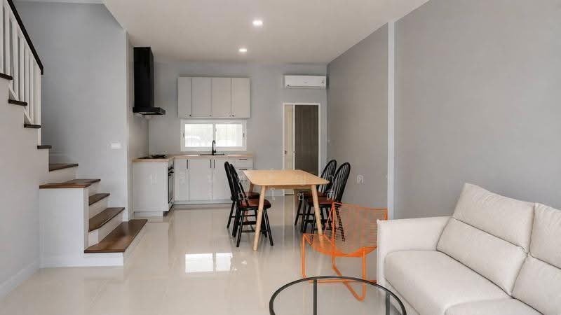 Town Avenue Srinagarindra, Bangkok, Soi On Nut 68, Suan Luang, Bangkok, 3 Bedrooms, 185 sqm, Townhouse For Rent, by ปรินทร์ญาดา ชิณโชติ, 500572273 - DDproperty.com