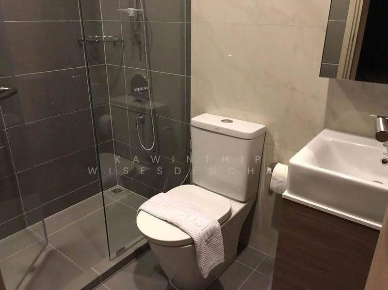 M Thonglor 10, Bangkok, 9 Soi Ekkamai 12, Ekkamai Road, Khlong Tan Nua, Watthana, Bangkok, 1 Bedroom, 32 sqm, Condo For Rent, by Kawinthip Wisesdenchai, 500572278 - DDproperty.com