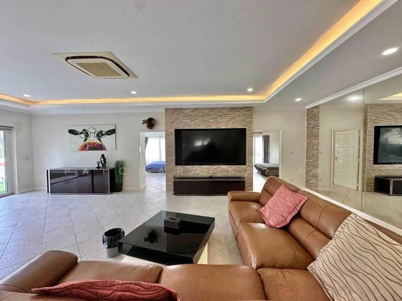 View Talay Villas Pattaya, Chon Buri (Pattaya), Pattaya Nua Road, Na Kloe, Bang Lamung (Pattaya), Chon Buri (Pattaya), 6 Bedrooms, 450 sqm, Villa For Rent, by Patchara Srisak, 500572282 - DDproperty.com