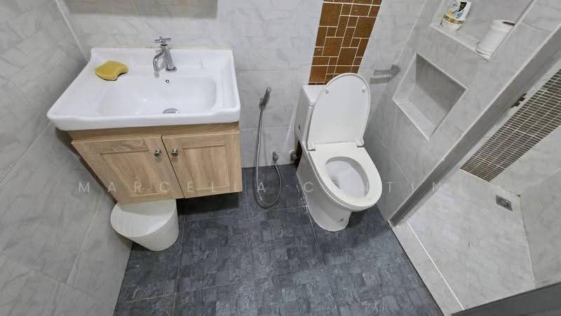 Witthayu Complex, Bangkok, 1673 New Petchaburi Road, Makkasan, Ratchathewi, Bangkok, 2 Bedrooms, 70 sqm, Condo For Rent, by Marcella Contini, 500572307 - DDproperty.com