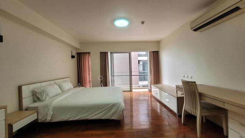 Baan Sukhumvit 14, Bangkok, 1/1 Soi Sukhumvit 14, Khlong Toei, Bangkok, 2 Bedrooms, 99 sqm, Condo For Rent, by Sompob Buaparungsri, 500572318 - DDproperty.com