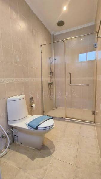 undefined, Chon Buri (Pattaya), Nong Pru, Bang Lamung (Pattaya), Chon Buri (Pattaya), 5 Bedrooms, 280 sqm, Villa For Rent, by Patchara Srisak, 500572344 - DDproperty.com