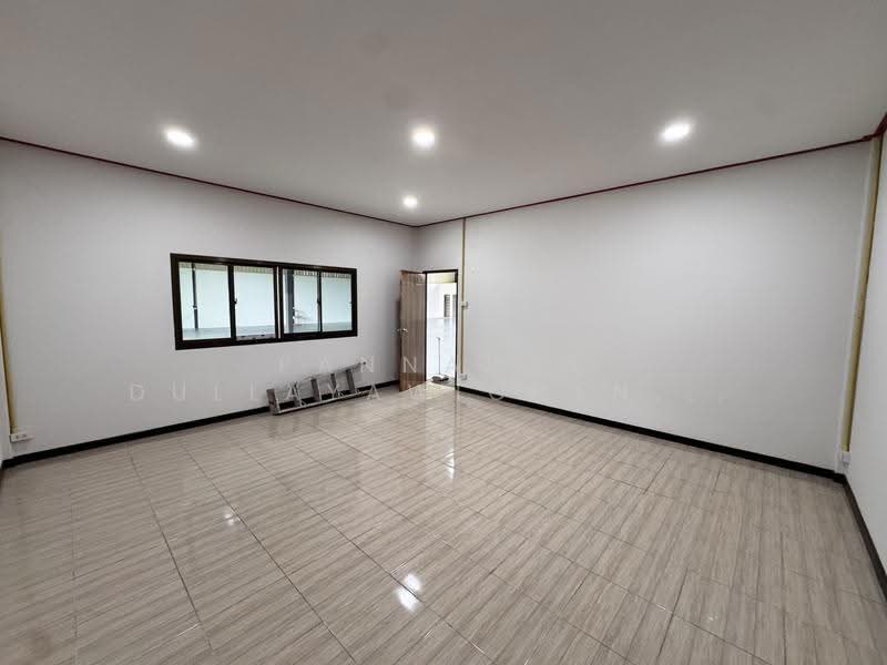 โกดัง 550 ตร.ม. ให้เช่า ที่ สามวาตะวันออก, คลองสามวา, กรุงเทพมหานคร (JKPBKK1257), กรุงเทพ, สามวาตะวันออก, คลองสามวา, กรุงเทพ, 550 ตร.ม., โกดัง-โรงงาน ให้เช่า, โดย Pannawit Dullayawichenwut, 500572345 - DDproperty.com