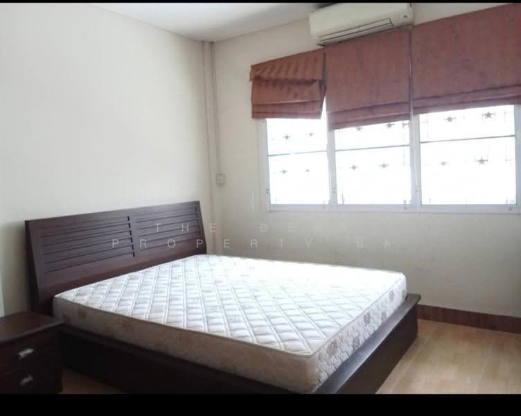 รุ่งกิจวิลล่า 11, Bangkok, Khlong Sam Prawet, Lat Krabang, Bangkok, 3 Bedrooms, 100 sqm, Townhouse For Sale, by The Best Property นิด, 500572362 - DDproperty.com