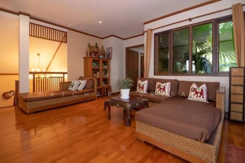 undefined, Chon Buri (Pattaya), Nong Pru, Bang Lamung (Pattaya), Chon Buri (Pattaya), 5 Bedrooms, 680 sqm, Single Detached House For Rent, by Patchara Srisak, 500572364 - DDproperty.com