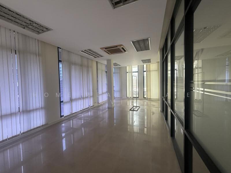 Baan Klang Krung Office Park Bangna : บ้านกลางกรุง ออฟฟิศ พาร์ค บางนา, กรุงเทพ, ซอย หมู่บ้านบ้านกลางกรุงออฟฟิตปาร์ค, บางนา, กรุงเทพ, 284 ตร.ม., ทาวน์เฮ้าส์ ขาย, โดย HOME Real Estate Service, 500572416 - DDproperty.com