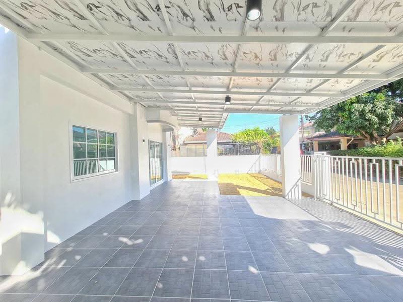 Baan Sirarom Lam Luk Ka Klong 4, Pathum Thani, Lat Sawai, Lam Luk Ka, Pathum Thani, 4 Bedrooms, 200 sqm, Single Detached House For Sale, by พิมพ์นภัส ภูธนภัทร, 500572472 - DDproperty.com