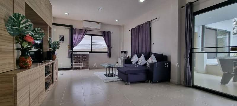 undefined, Chon Buri (Pattaya), Nong Pru, Bang Lamung (Pattaya), Chon Buri (Pattaya), 4 Bedrooms, 200 sqm, Villa For Rent, by Patchara Srisak, 500572490 - DDproperty.com