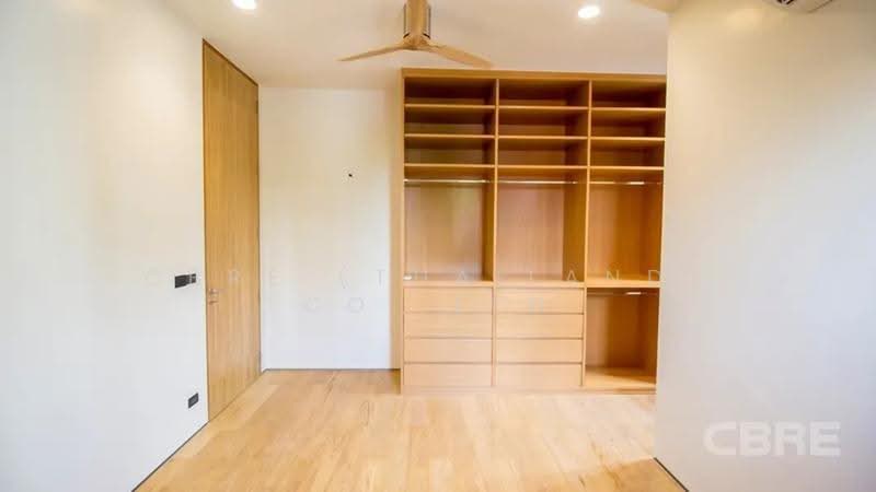 Single House, Bangkok, Phra Kanong Nua, Watthana, Bangkok, 4 Bedrooms, 557 sqm, Single Detached House For Sale, by CBRE (Thailand) Co.,Ltd, 500572514 - DDproperty.com