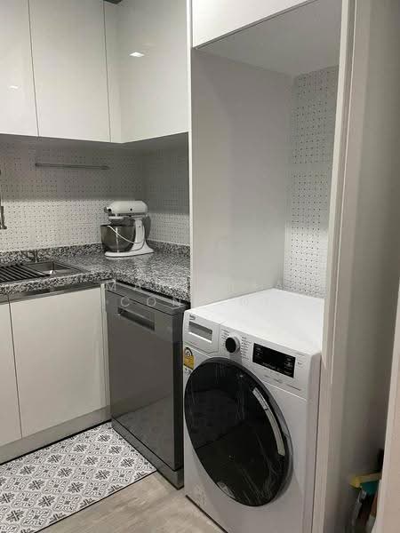 O2 Hip, Bangkok, 1041 8 Soi Nai Loet, Lumphini, Pathum Wan, Bangkok, 2 Bedrooms, 100 sqm, Condo For Sale, by Marcella Contini, 500572534 - DDproperty.com