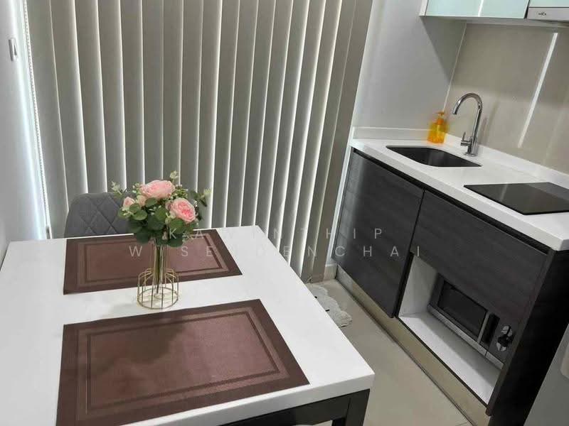 Centric Sathorn-St Louis, Bangkok, Sathorn Nua Road, Yan Nawa, Sathon, Bangkok, 1 Bedroom, 35 sqm, Condo For Rent, by Kawinthip Wisesdenchai, 500572558 - DDproperty.com