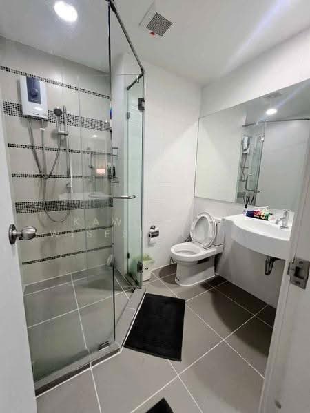 Centric Sathorn-St Louis, Bangkok, Sathorn Nua Road, Yan Nawa, Sathon, Bangkok, 1 Bedroom, 35 sqm, Condo For Rent, by Kawinthip Wisesdenchai, 500572558 - DDproperty.com