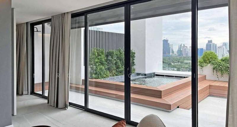 Crystal Garden Condominium : คริสตัล การ์เด้น, กรุงเทพ, 217 ถนนสุขุมวิท ซอย 4, คลองเตย, กรุงเทพ, 300 ตร.ม., คอนโด ขาย, โดย Marcella Contini, 500572580 - DDproperty.com