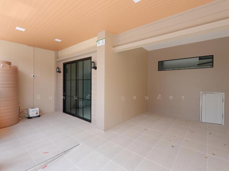 Baan Pruksa 40 Rangsit Klong 3, Pathum Thani, Soi Batanee Village, Khlong Sam, Khlong Luang, Pathum Thani, 3 Bedrooms, 64 sqm, Townhouse For Sale, by พิมพ์นภัส ภูธนภัทร, 500572606 - DDproperty.com