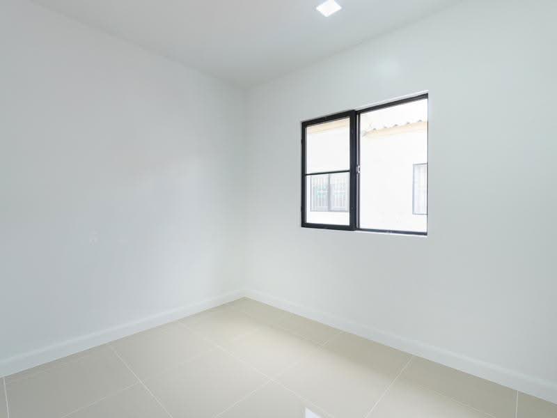 Baan Pruksa 40 Rangsit Klong 3, Pathum Thani, Soi Batanee Village, Khlong Sam, Khlong Luang, Pathum Thani, 3 Bedrooms, 64 sqm, Townhouse For Sale, by พิมพ์นภัส ภูธนภัทร, 500572606 - DDproperty.com