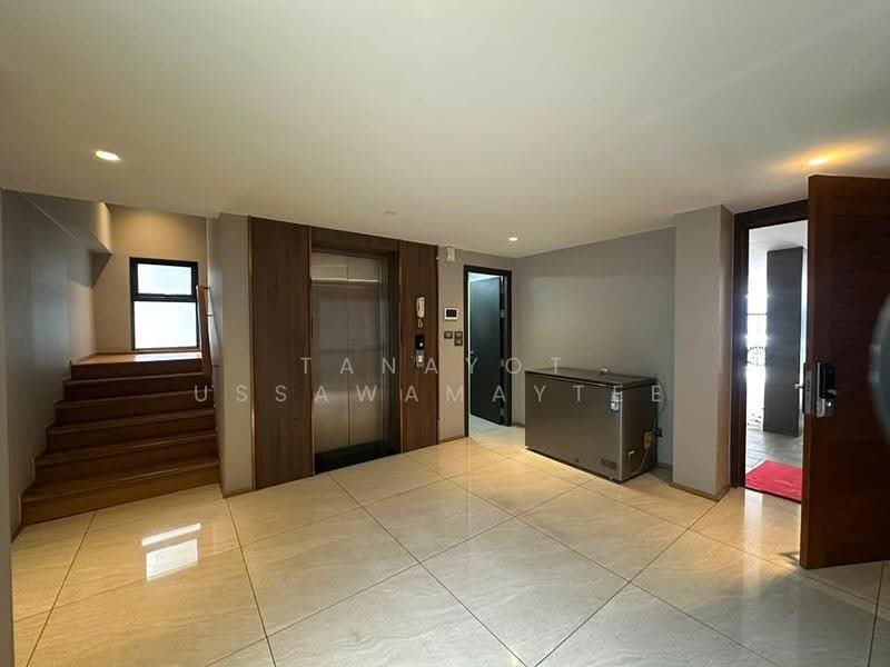 Anina Villa Sathorn-Yenakart, Bangkok, Soi Yen Akat 2, Yen Akat Road, Chong Nonsi, Yan Nawa, Bangkok, 5 Bedrooms, 530 sqm, Single Detached House For Rent, by Tanayot Ussawamaytee, 500572622 - DDproperty.com