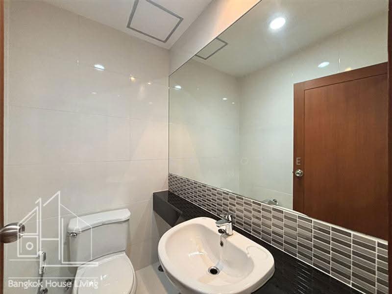 The Residence Sukhumvit 24, Bangkok, Soi Sukhumvit 24, Khong Tan, Khlong Toei, Bangkok, 2 Bedrooms, 160 sqm, Apartment For Rent, by Bangkok House Living, 500572623 - DDproperty.com