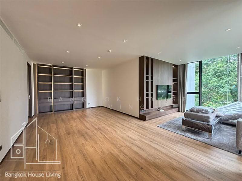 Raveevan Space, Bangkok, Soi Sukhumvit 39, Khlong Tan Nua, Watthana, Bangkok, 3 Bedrooms, 260 sqm, Condo For Rent, by Bangkok House Living, 500572742 - DDproperty.com