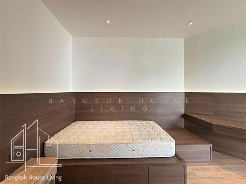 Raveevan Space, Bangkok, Soi Sukhumvit 39, Khlong Tan Nua, Watthana, Bangkok, 3 Bedrooms, 260 sqm, Condo For Rent, by Bangkok House Living, 500572742 - DDproperty.com