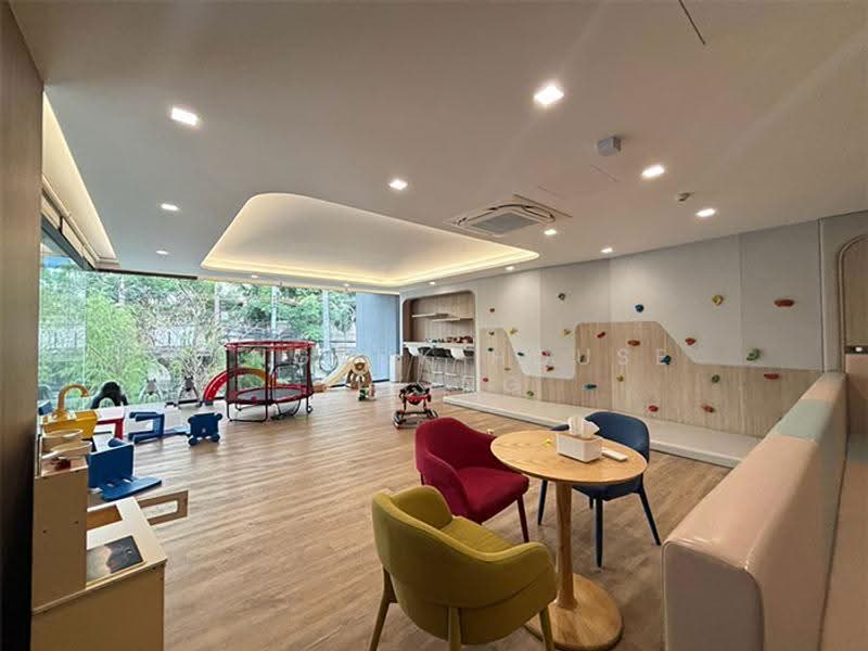 Raveevan Space, Bangkok, Soi Sukhumvit 39, Khlong Tan Nua, Watthana, Bangkok, 3 Bedrooms, 260 sqm, Condo For Rent, by Bangkok House Living, 500572742 - DDproperty.com
