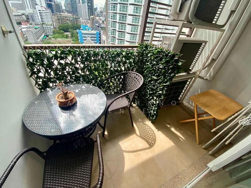 15 Sukhumvit Residences, Bangkok, Soi Sukhumvit 15, Khlongtoei Nua, Watthana, Bangkok, 2 Bedrooms, 66 sqm, Condo For Rent, by Hathaichanok Saenset, 500572750 - DDproperty.com