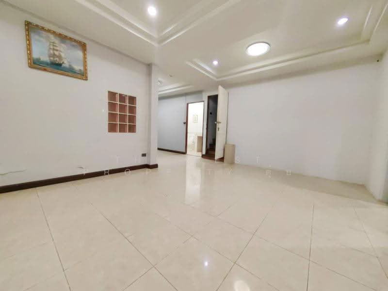 รุ่งเรือง บางนา, Bangkok, Bang Na, Bangkok, 6 Bedrooms, 176 sqm, Townhouse For Sale, by The Best Property ตุ๋ย, 500572754 - DDproperty.com