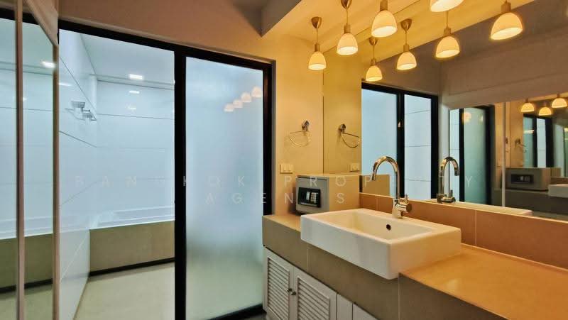 The Prestige 49 Condominium, Bangkok, Sukhumvit, Khlong Tan Nua, Watthana, Bangkok, 3 Bedrooms, 210 sqm, Condo For Rent, by BANGKOK PROPERTY AGENTS, 500572764 - DDproperty.com