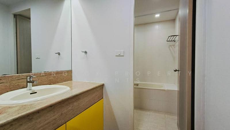 The Prestige 49 Condominium, Bangkok, Sukhumvit, Khlong Tan Nua, Watthana, Bangkok, 3 Bedrooms, 210 sqm, Condo For Rent, by BANGKOK PROPERTY AGENTS, 500572764 - DDproperty.com