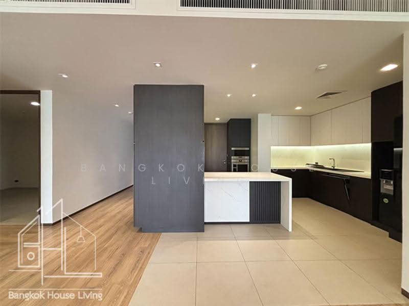 Raveevan Space, Bangkok, Soi Sukhumvit 39, Khlong Tan Nua, Watthana, Bangkok, 3 Bedrooms, 270 sqm, Apartment For Rent, by Bangkok House Living, 500572776 - DDproperty.com