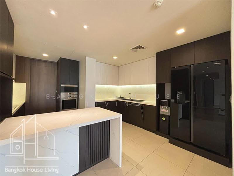 Raveevan Space, Bangkok, Soi Sukhumvit 39, Khlong Tan Nua, Watthana, Bangkok, 3 Bedrooms, 270 sqm, Apartment For Rent, by Bangkok House Living, 500572776 - DDproperty.com