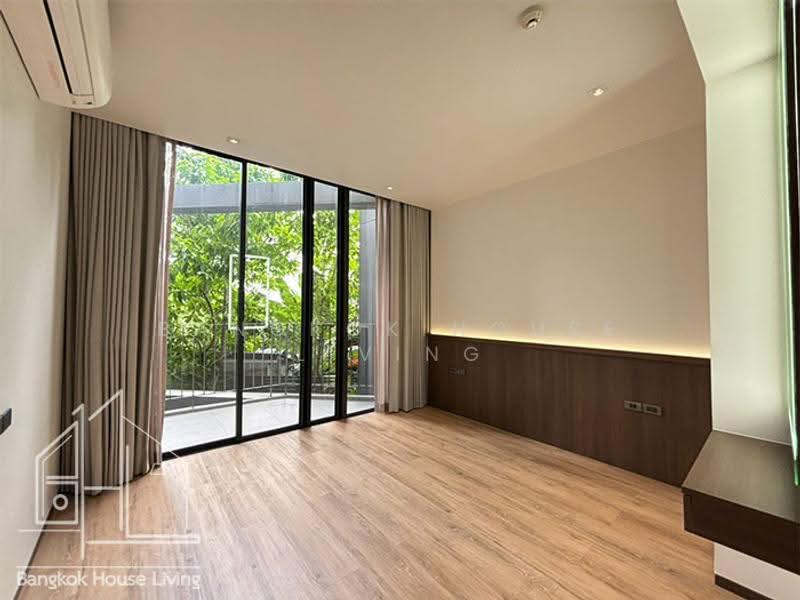Raveevan Space, Bangkok, Soi Sukhumvit 39, Khlong Tan Nua, Watthana, Bangkok, 3 Bedrooms, 270 sqm, Apartment For Rent, by Bangkok House Living, 500572776 - DDproperty.com