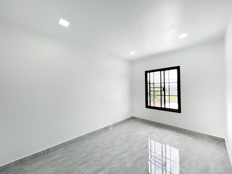 Baan Pruksa 64/2 Rangsit - Klong 3, Pathum Thani, Rangsit-Khlong 3 Rd., Khlong Sam, Khlong Luang, Pathum Thani, 3 Bedrooms, 73 sqm, Townhouse For Sale, by พิมพ์นภัส ภูธนภัทร, 500572777 - DDproperty.com