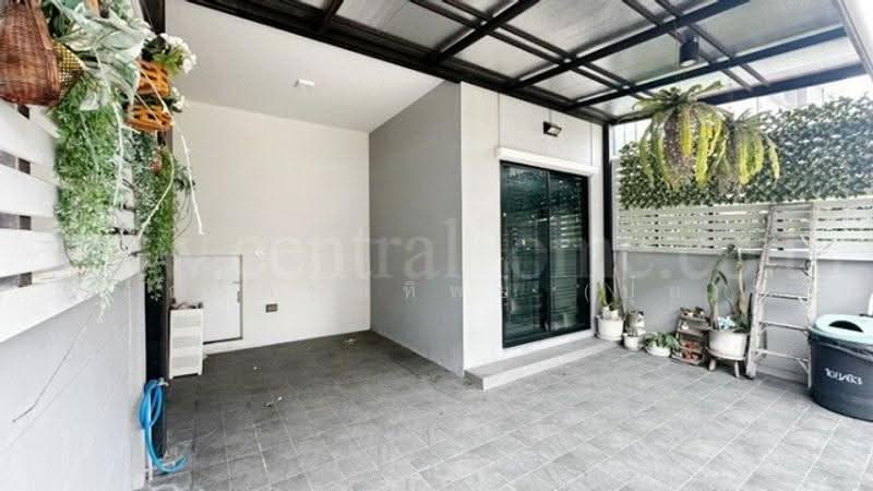 The Thamm Ratchaphruek - Sirindhorn, Nonthaburi, Bang Kruai-Chong Tanom Road, Wat Chalo, Bang Kruai, Nonthaburi, 3 Bedrooms, 108 sqm, Townhouse For Sale, by คุณ ภรณ์ทิพย์ (ปุ๋ย), 500572778 - DDproperty.com