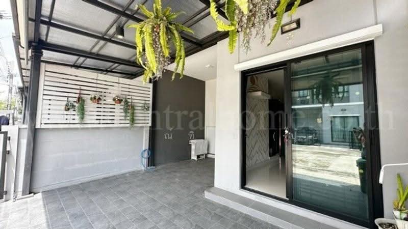 The Thamm Ratchaphruek - Sirindhorn, Nonthaburi, Bang Kruai-Chong Tanom Road, Wat Chalo, Bang Kruai, Nonthaburi, 3 Bedrooms, 108 sqm, Townhouse For Sale, by คุณ ภรณ์ทิพย์ (ปุ๋ย), 500572778 - DDproperty.com