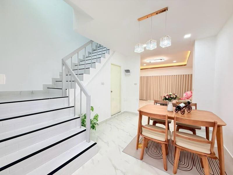 Jirathorn Village Ramkhamhaeng 152, Bangkok, Rat Phatthana, Saphan Sung, Bangkok, 2 Bedrooms, 64 sqm, Townhouse For Sale, by ปัญญา สมหมาย, 500572783 - DDproperty.com