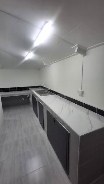 Beautifully renovated, modern detached house in Suk-Kamon Village, Si Racha, Chon Buri (Pattaya), Surasak, Si Racha, Chon Buri (Pattaya), 3 Bedrooms, 216 sqm, Single Detached House For Sale, by A House Property Co.,Ltd., 500572789 - DDproperty.com