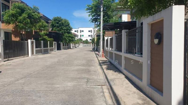 3-BR House, Chon Buri (Pattaya), Bang Sa-re, Sattahip, Chon Buri (Pattaya), 3 Bedrooms, 204 sqm, Single Detached House For Rent, by Patchara Srisak, 500572806 - DDproperty.com