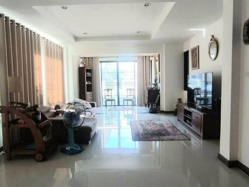 บ้าน 3-ห้องนอน, ชลบุรี, บางเสร่, สัตหีบ, ชลบุรี, 204 ตร.ม., บ้านเดี่ยว ให้เช่า, โดย Patchara Srisak, 500572806 - DDproperty.com