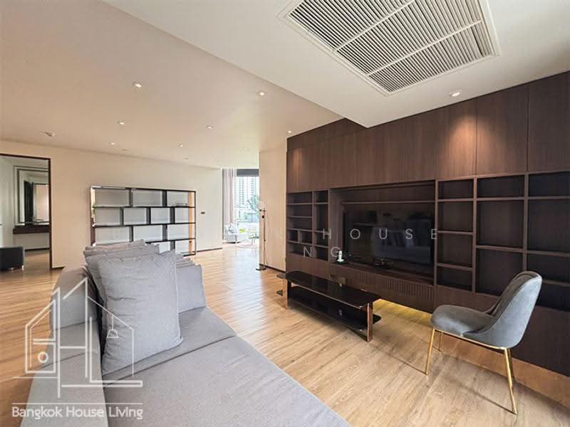 Raveevan Space, Bangkok, Soi Sukhumvit 39, Khlong Tan Nua, Watthana, Bangkok, 3 Bedrooms, 270 sqm, Condo For Rent, by Bangkok House Living, 500572819 - DDproperty.com