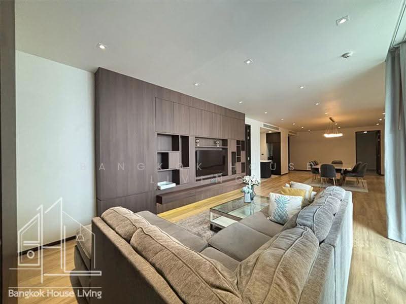Raveevan Space, Bangkok, Soi Sukhumvit 39, Khlong Tan Nua, Watthana, Bangkok, 3 Bedrooms, 270 sqm, Apartment For Rent, by Bangkok House Living, 500572865 - DDproperty.com