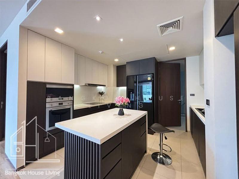 Raveevan Space, Bangkok, Soi Sukhumvit 39, Khlong Tan Nua, Watthana, Bangkok, 3 Bedrooms, 270 sqm, Apartment For Rent, by Bangkok House Living, 500572865 - DDproperty.com