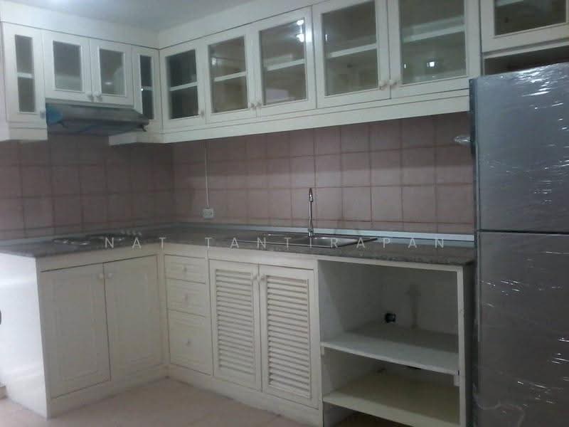 The Prime Suites, Bangkok, 17 Sukhumvit Soi 18, Khlong Toei, Bangkok, 2 Bedrooms, 125 sqm, Condo For Rent, by Nat Tantirapan, 500572874 - DDproperty.com