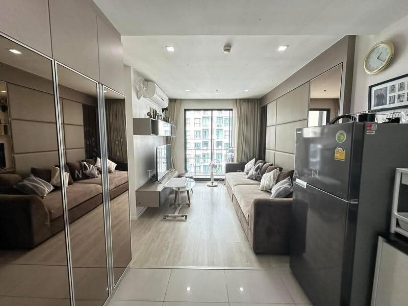 Quinn Ratchada 17, Bangkok, 454 456 Soi Inthara Mari 45, Din Daeng, Bangkok, 2 Bedrooms, 65 sqm, Condo For Sale, by Nat Tantirapan, 500572882 - DDproperty.com