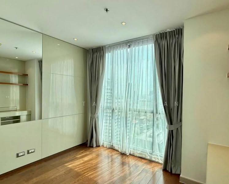 The Address Sukhumvit 28, Bangkok, 1 Soi Sukhumvit 28, Khong Tan, Khlong Toei, Bangkok, 2 Bedrooms, 70 sqm, Condo For Rent, by Nat Tantirapan, 500572887 - DDproperty.com