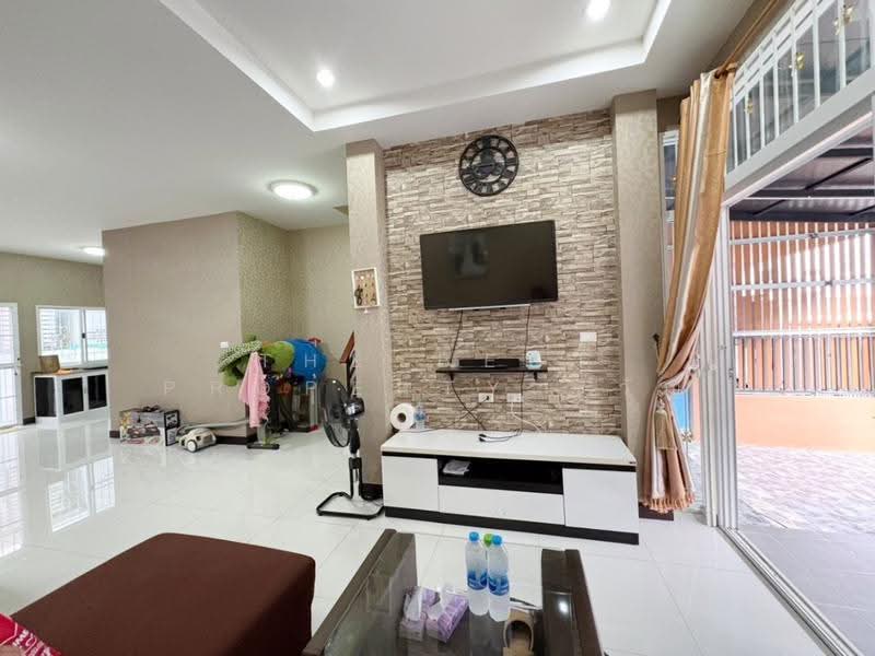 Nakornthong Colony Srinakarin, Samut Prakan, Soi Sup Boonchai, Subpattana Road, Phraeksa, Muang Samut Prakarn, Samut Prakan, 3 Bedrooms, 100 sqm, Townhouse For Sale, by The Best Property ขวัญ, 500572904 - DDproperty.com