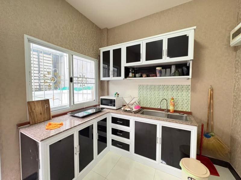 Nakornthong Colony Srinakarin, Samut Prakan, Soi Sup Boonchai, Subpattana Road, Phraeksa, Muang Samut Prakarn, Samut Prakan, 3 Bedrooms, 100 sqm, Townhouse For Sale, by The Best Property ขวัญ, 500572904 - DDproperty.com