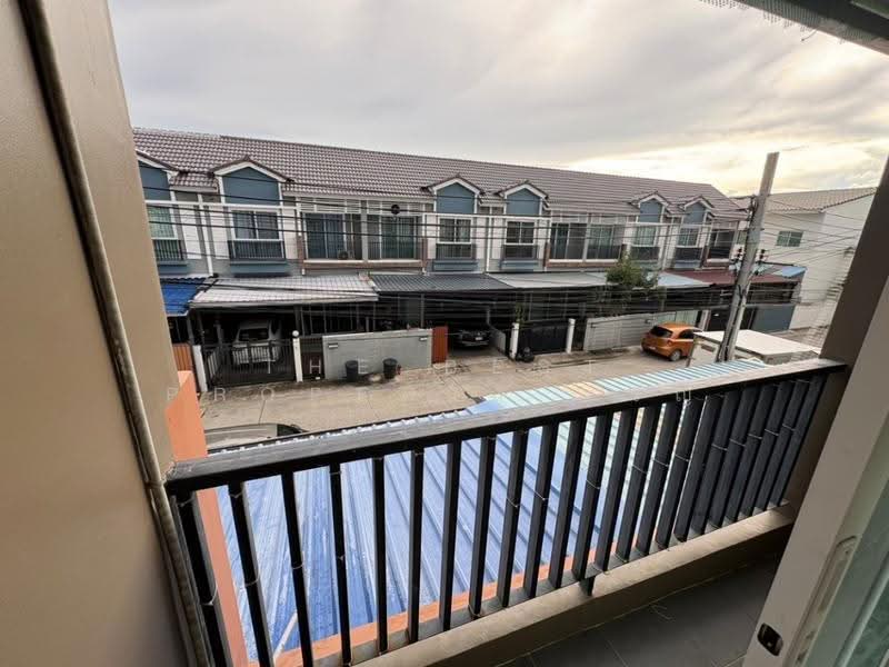 Nakornthong Colony Srinakarin : นครทอง โคโลนี่ ศรีนครินทร์, สมุทรปราการ, ซอยทรัพย์บุญชัย ถนนทรัพย์พัฒนา, แพรกษา, เมืองสมุทรปราการ, สมุทรปราการ, 100 ตร.ม., ทาวน์เฮ้าส์ ขาย, โดย The Best Property ขวัญ, 500572904 - DDproperty.com