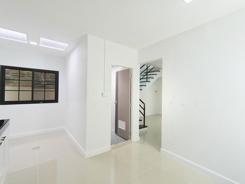 Baan Ua-Athorn Rangsit Klong 3, Pathum Thani, Khlong Sam, Khlong Luang, Pathum Thani, 2 Bedrooms, 78 sqm, Townhouse For Sale, by พิมพ์นภัส ภูธนภัทร, 500572952 - DDproperty.com